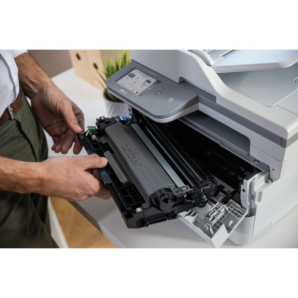 V2HA2C15074F68A81D28EF4C9B8C370BAAAR4963303P5